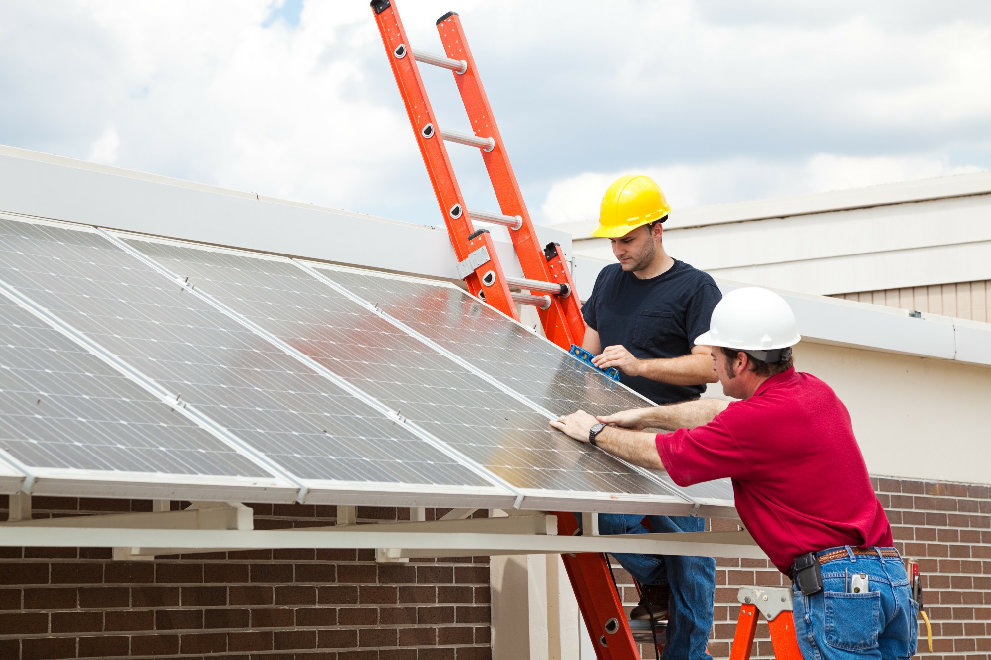 DIY Solar Panel Installation: Is It a Good Idea?