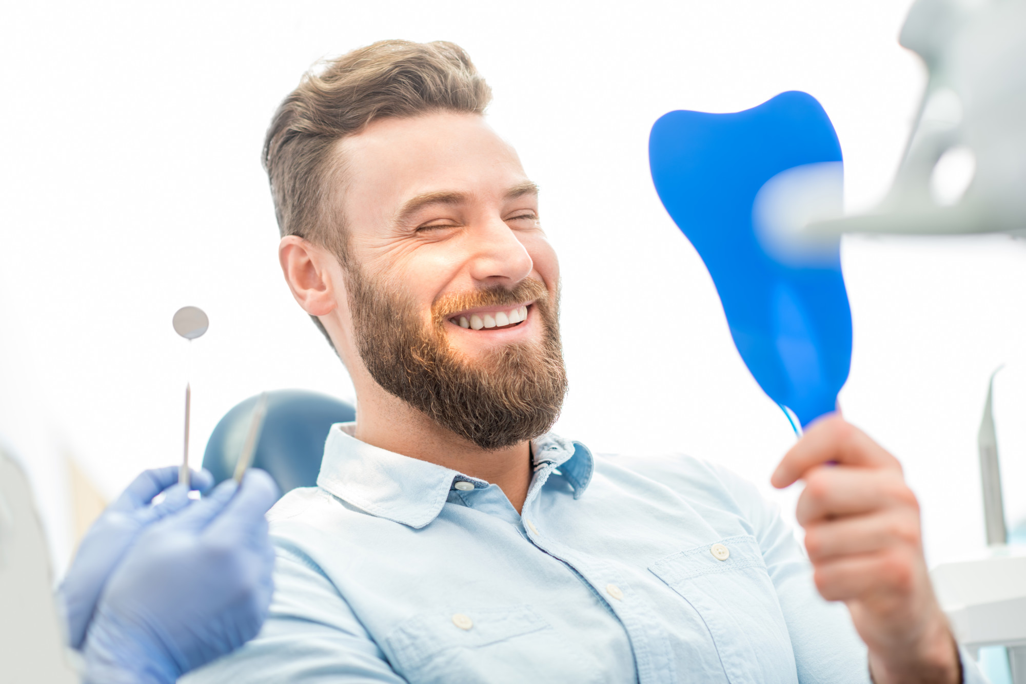 The Complete Guide to Picking an Implant Dentist: Everything to Know