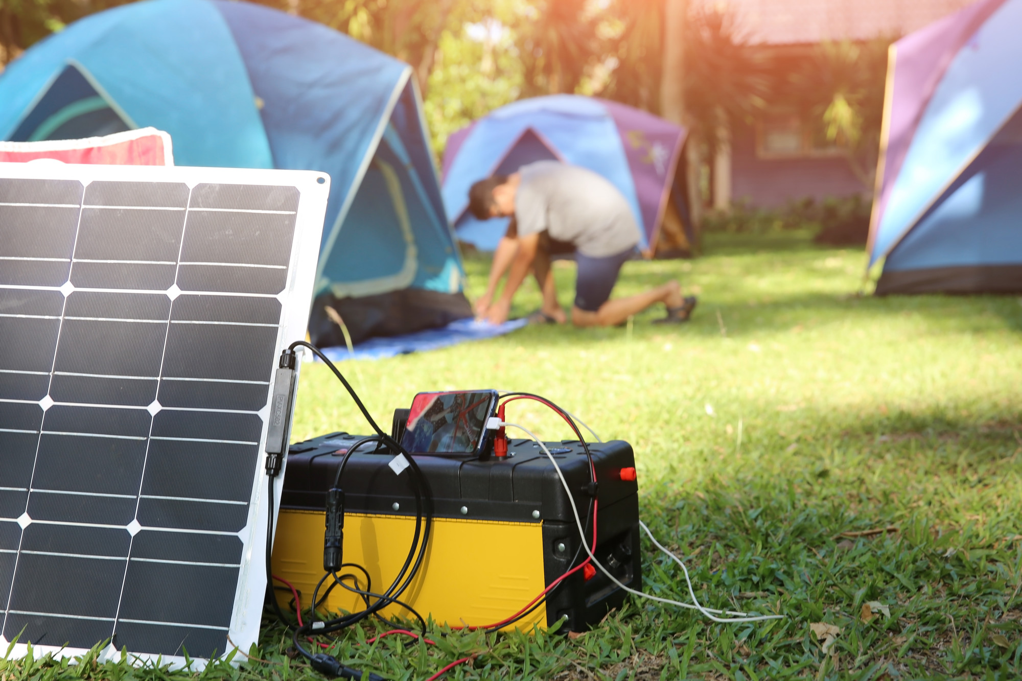 Solar Generators for the Home: What Are the Benefits?