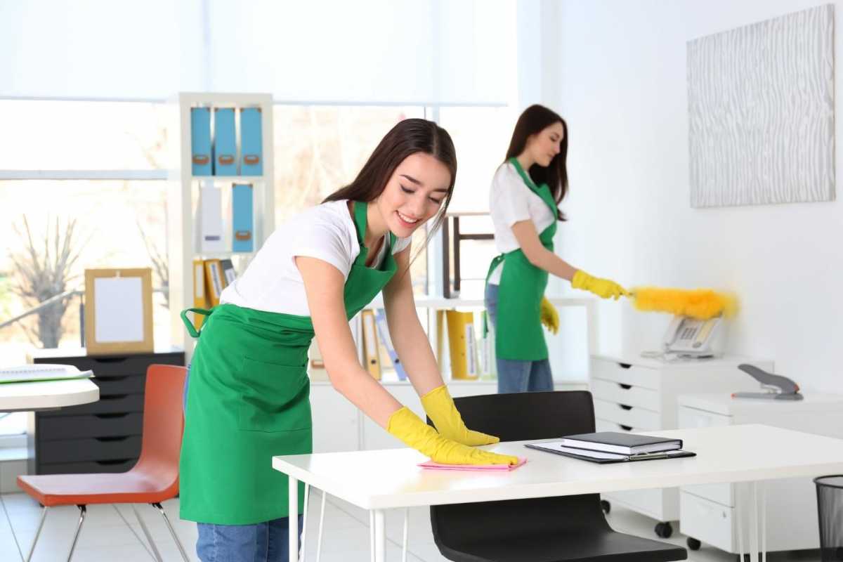 How to Choose the Best Commercial Cleaning Service for Your Office Building